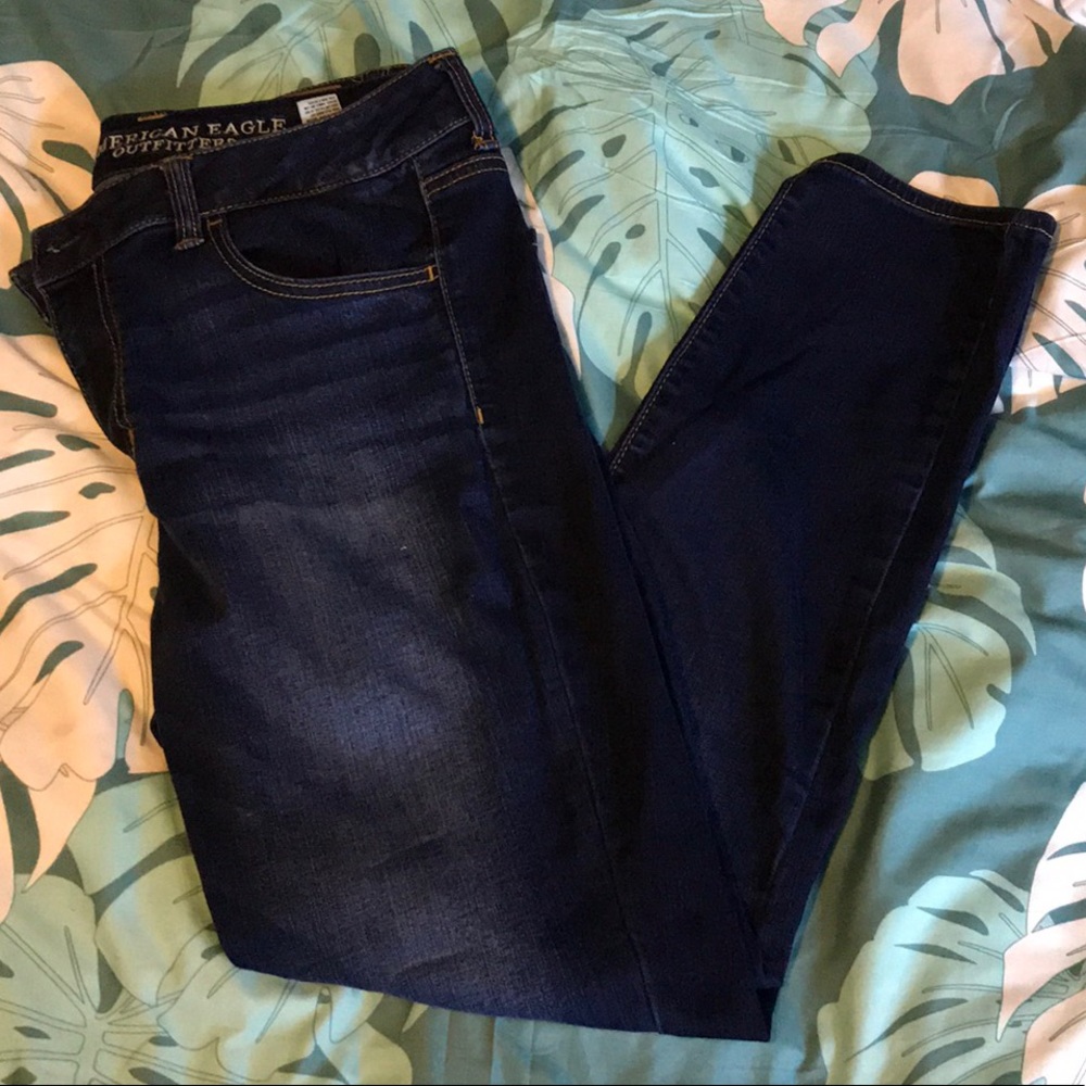 AMERICAN EAGLE HI-RISE JEGGING 12 SHORT